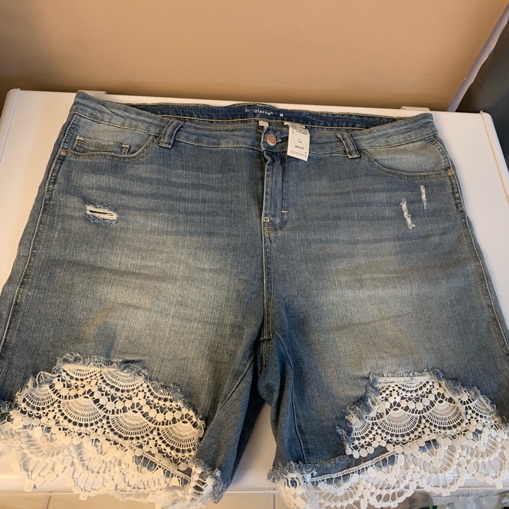 Brand New 14W Loralette Lace Shorts